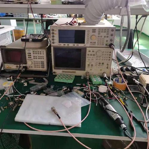 冠联立通低噪型手机信号增强器 持证生产工厂 无线电检测达标生产厂家